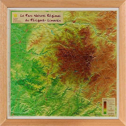 Carte en relief du Périgord Limousin avec son cadre 