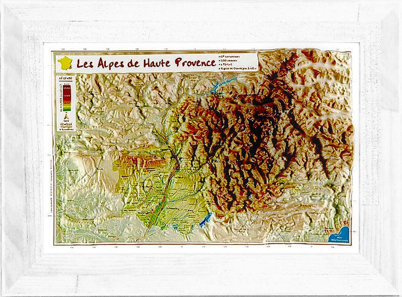 Carte en relief des Alpes de Haute Provence avec son cadre 